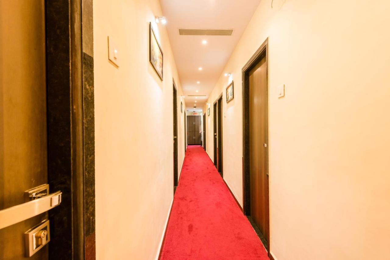Capital O4482 Ascot International Hotel Mumbai  Buitenkant foto